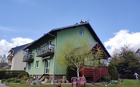 Zielony